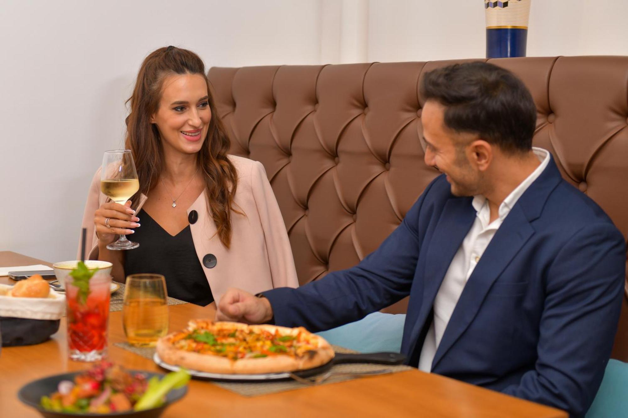 Ibis Doha Hotell Eksteriør bilde