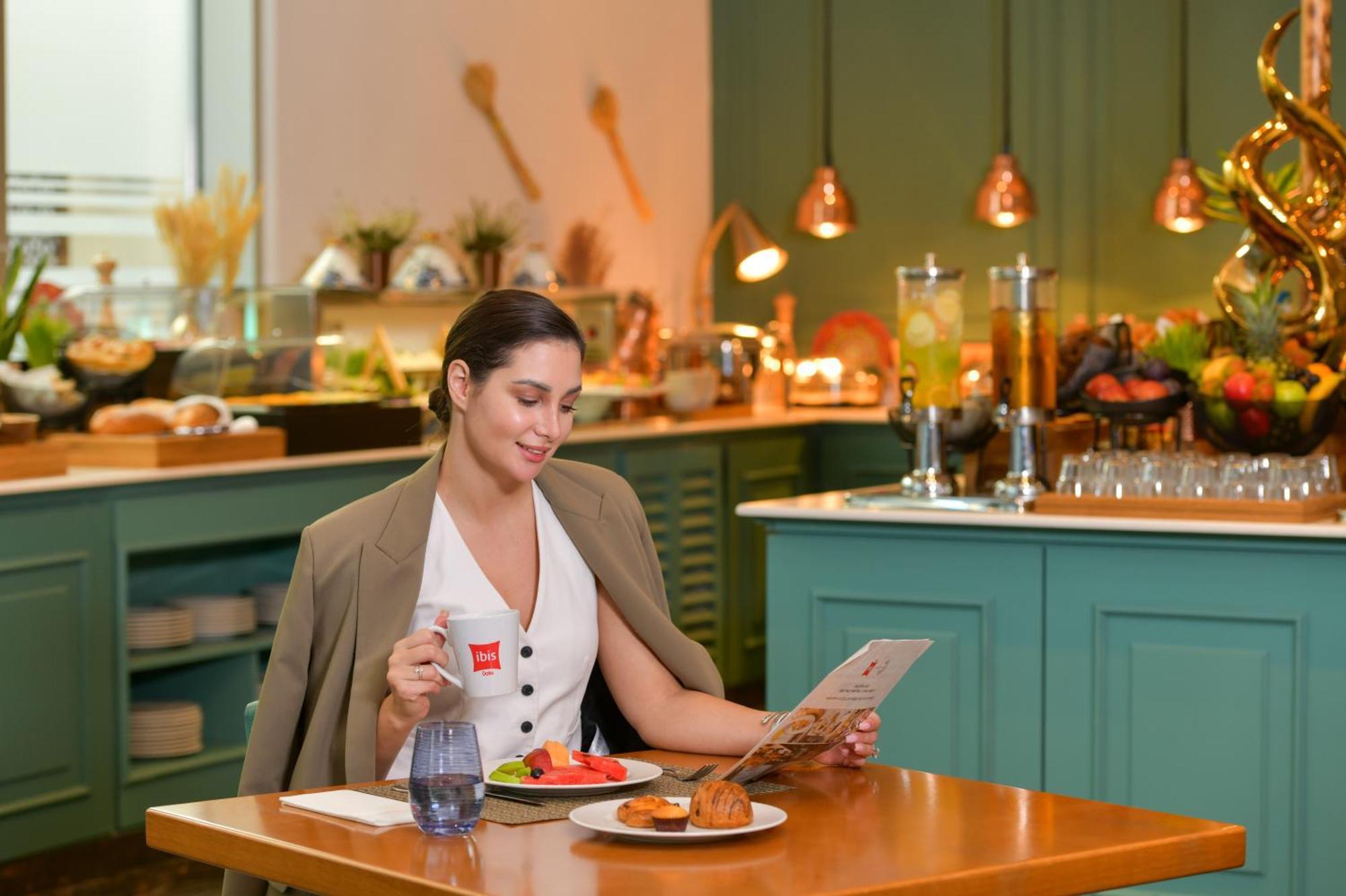 Ibis Doha Hotell Eksteriør bilde